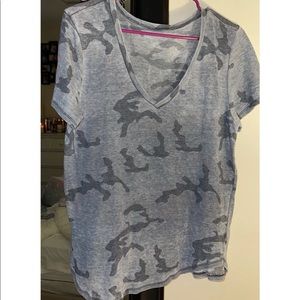 american eagle v neck shirt